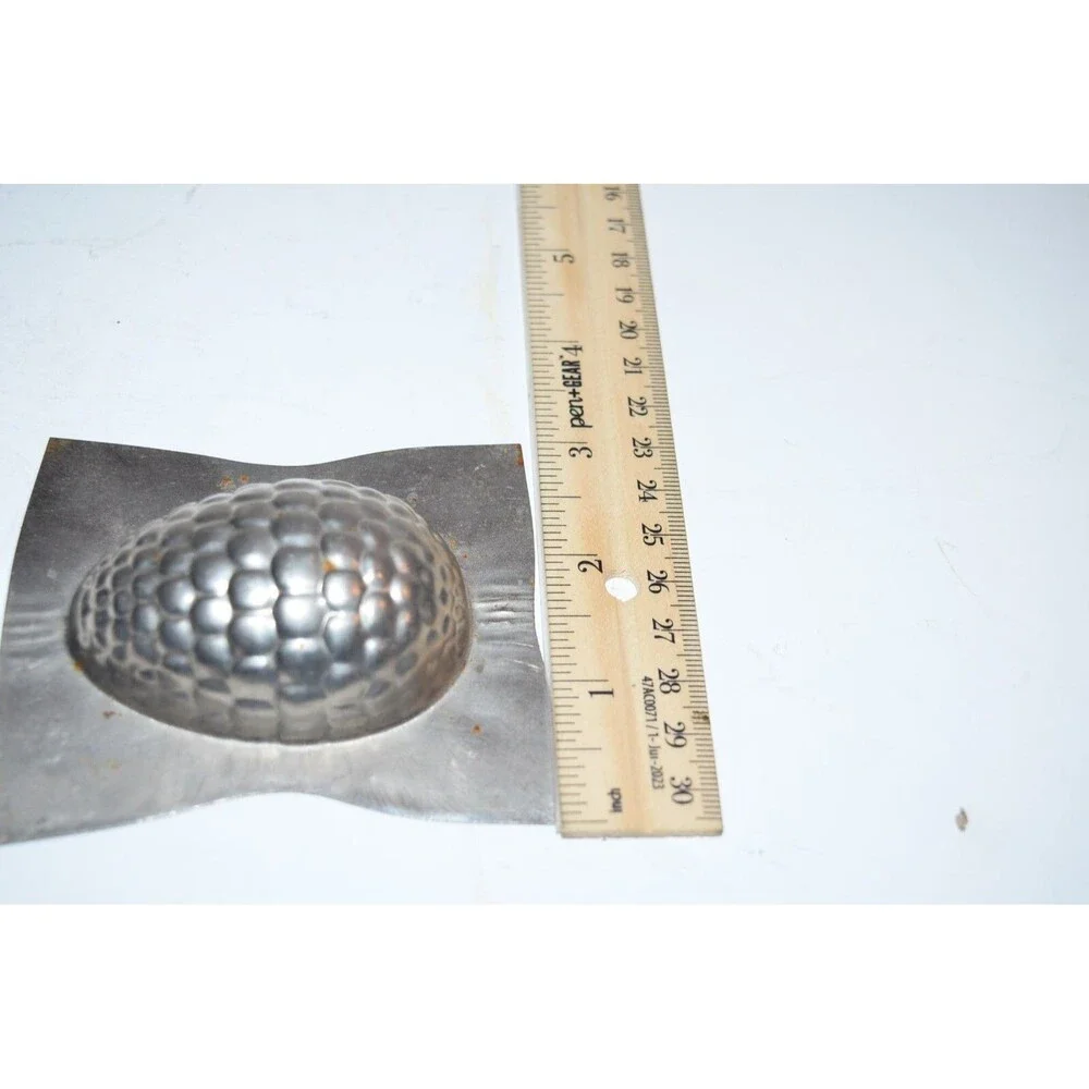 Vtg Chocolate Mold Easter Egg HALF Dragon Scales Reptile‎ snake lizard